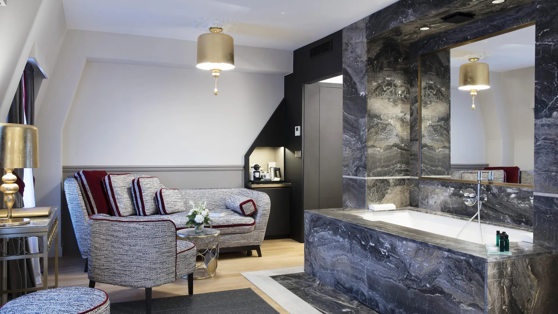 Hotel Lumen Louvre 4*