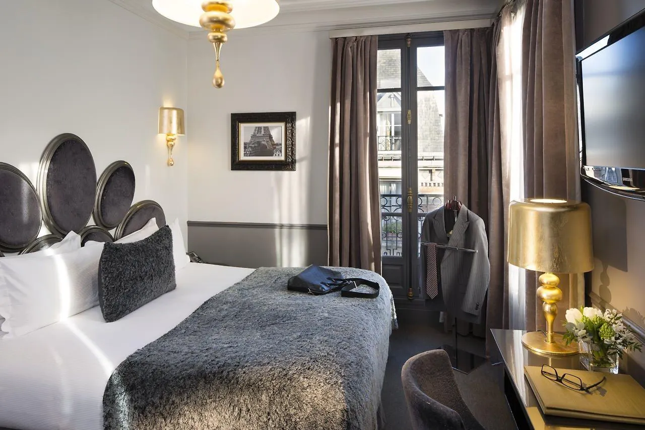 Lumen Louvre Hotel
