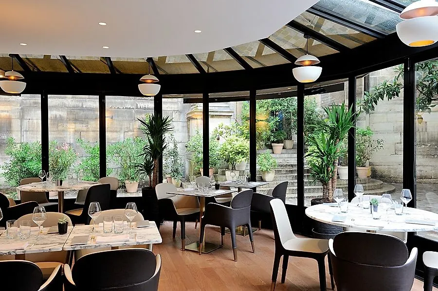 Hotell Lumen Louvre Paris