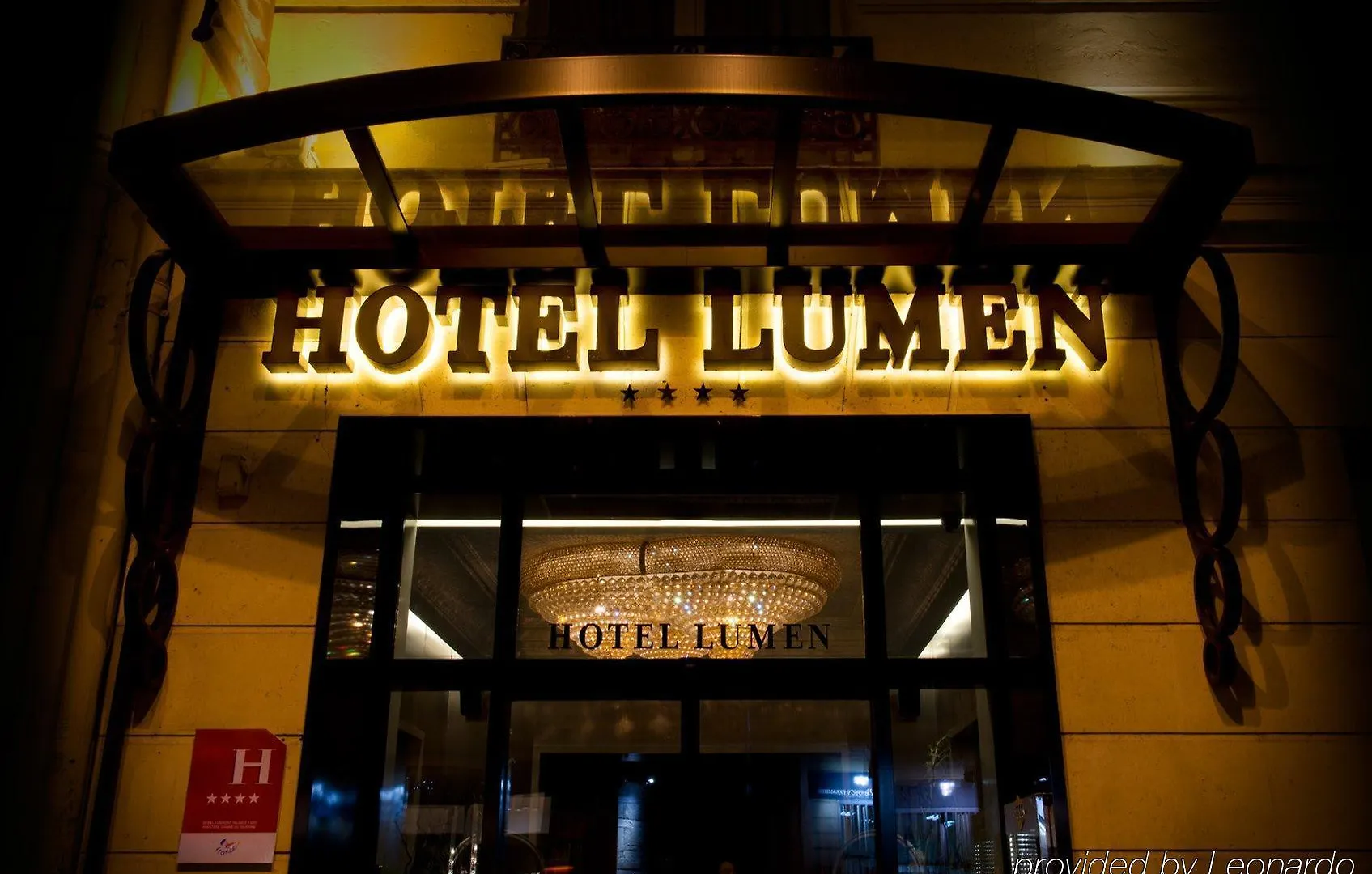 Lumen Louvre Hotell 4*