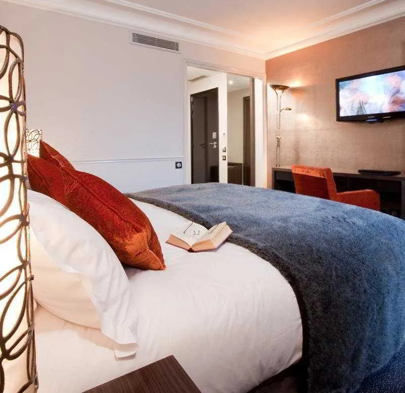 Lumen Louvre Hotell